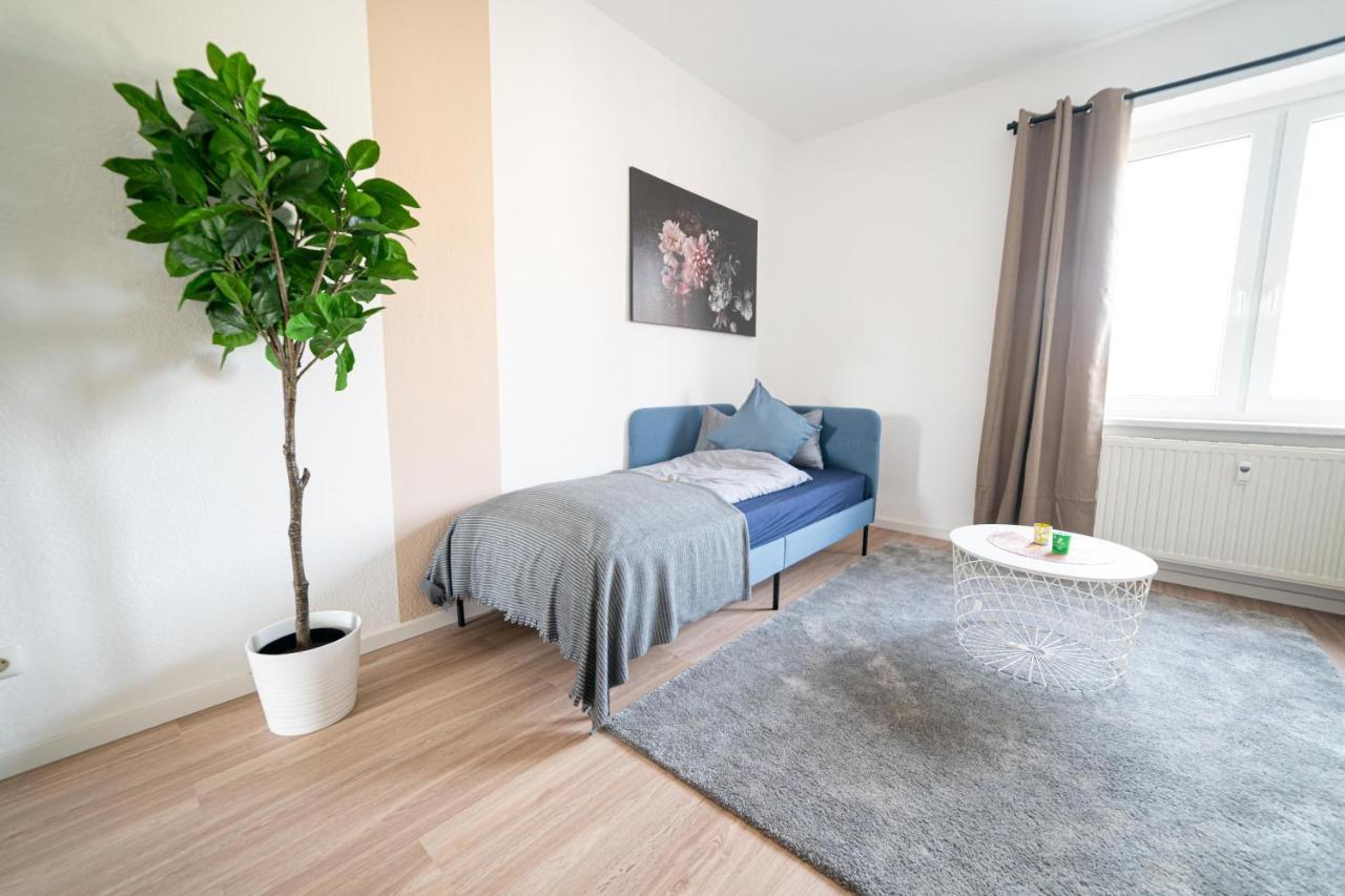 Fullhouse - Zwickau - R85 Apartments - Parking - 3 Beds - Nespresso Buitenkant foto
