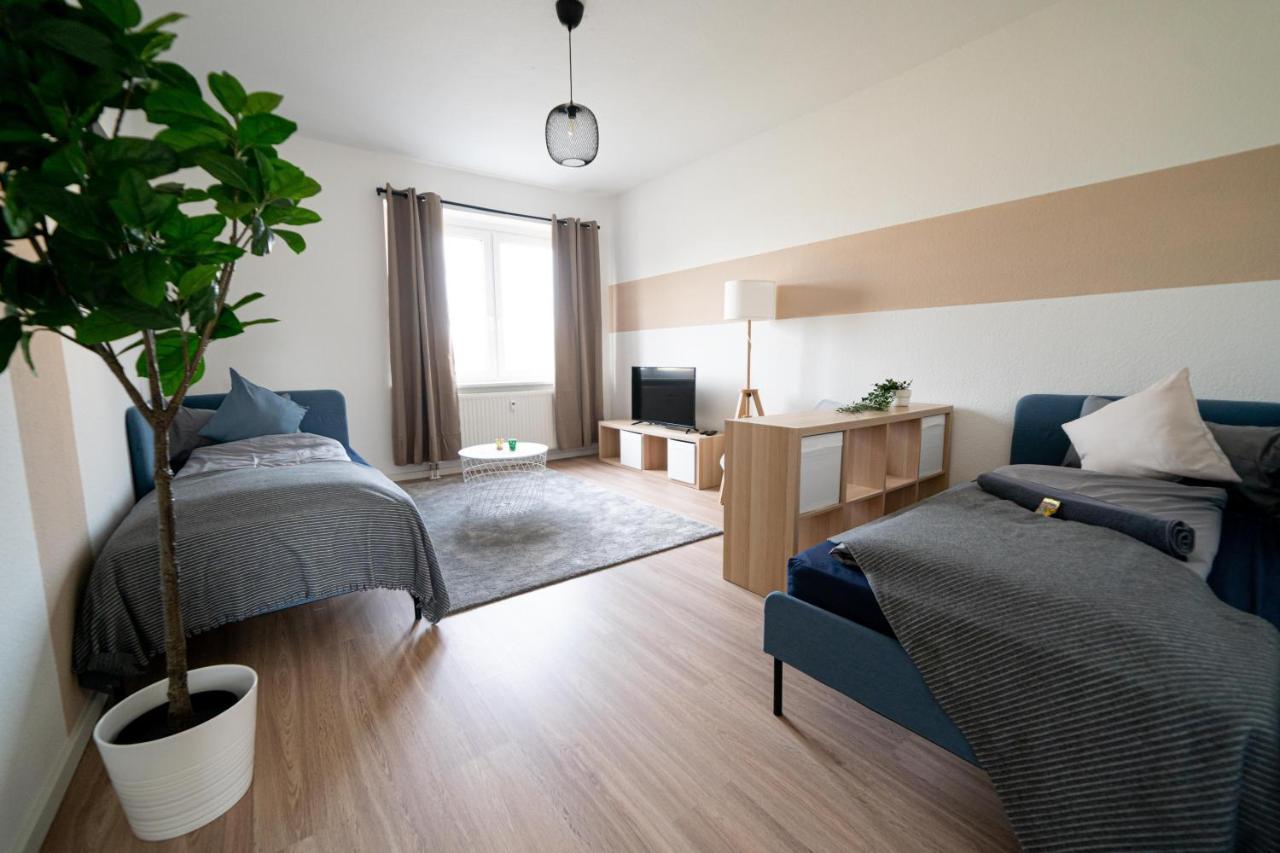 Fullhouse - Zwickau - R85 Apartments - Parking - 3 Beds - Nespresso Buitenkant foto
